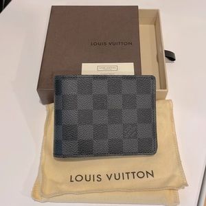 Brand new authentic Louis Vuitton black checkered leather men’s wallet